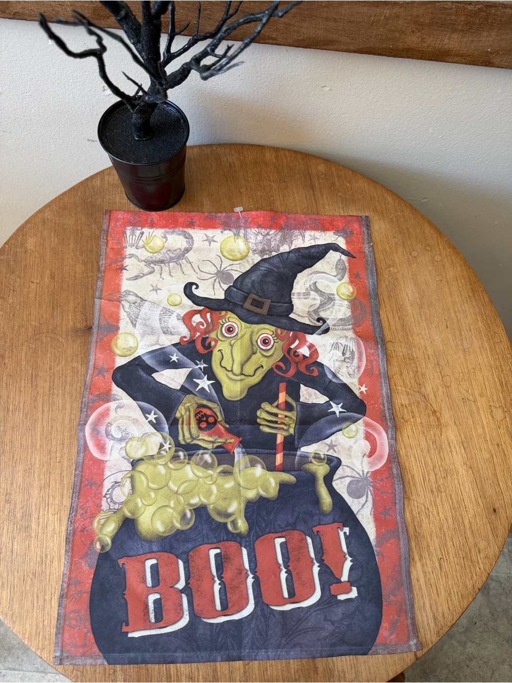 Halloween Witch 'BOO!' Decorative garden Flag - Green, Black, orange